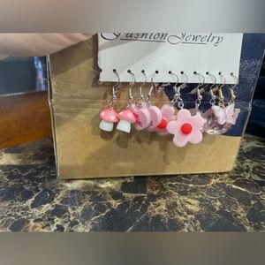 Fashion earrings  5 pairs dice mushroom flower